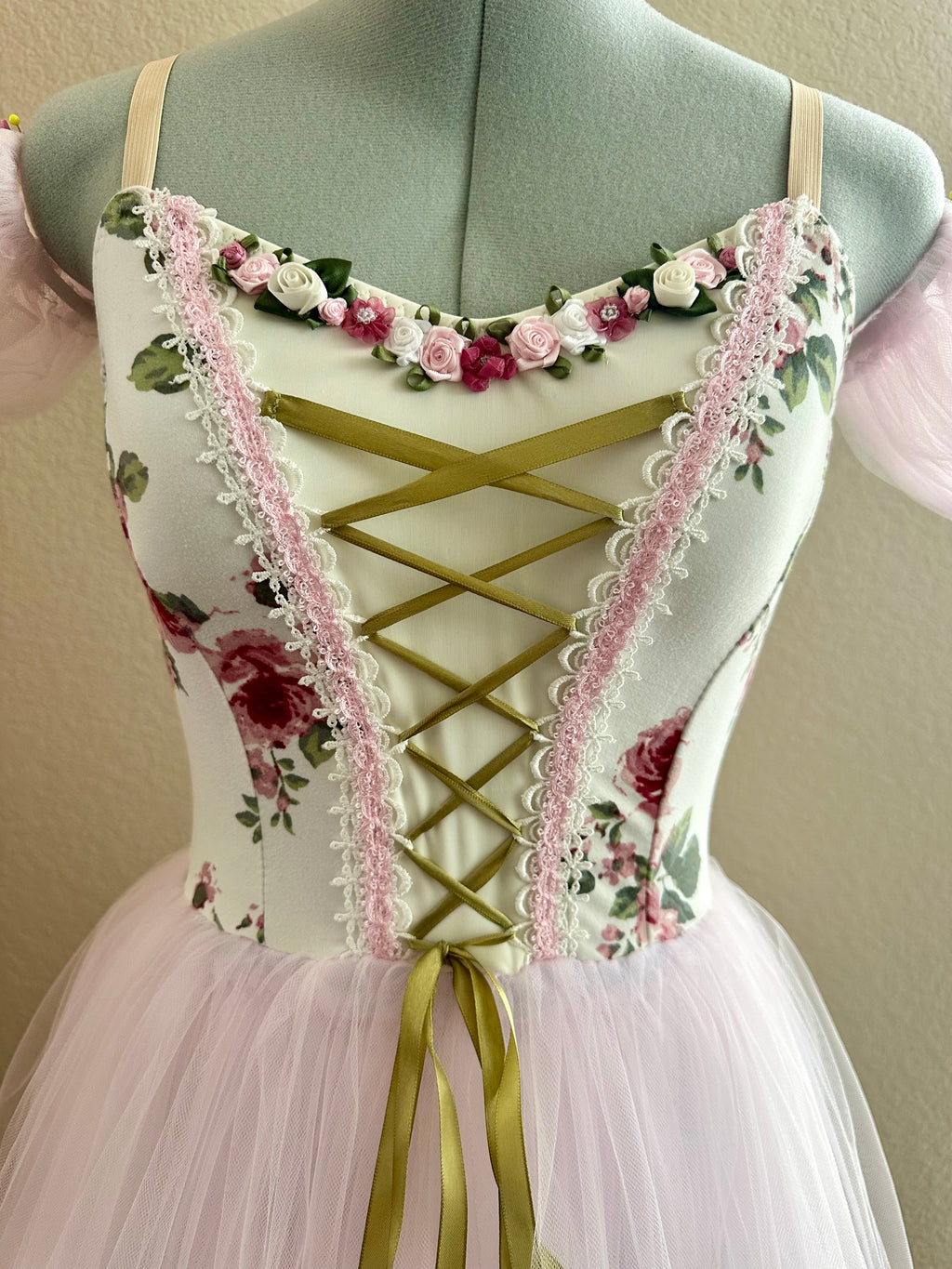 Romantic peasant style tutu - handmade stretch tutu - Light pink/white with roses